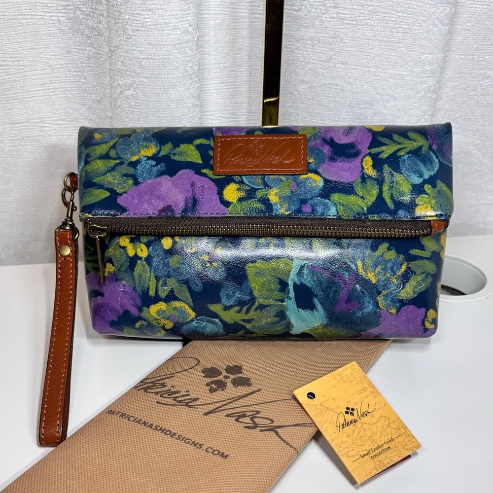 Patricia Nash Valerie Foldover Wristlet